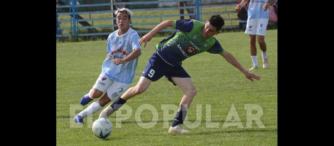 Racing se adelantoacute en la serie