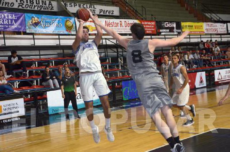 Ariel Weisbeck con 20 puntos fue el goleador de la noche 