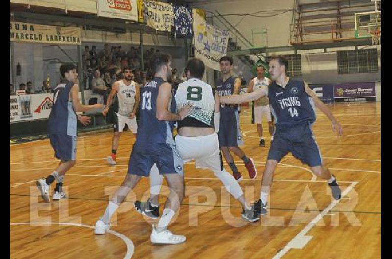 Racing A Club ganÃ³ anoche en el gimnasio Juan Manolio por 89 a 74 