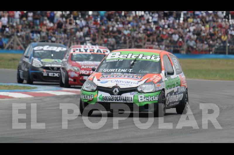 El Renault Clio ya estÃ� preparado para la batalla AgustÃ­n Herrera tiene el primer dÃ­a de actividad en San NicolÃ�s 