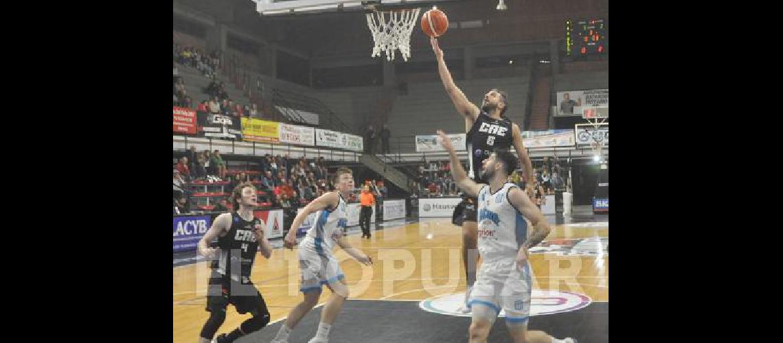 Estudiantes viene ganarle el pasado miÃ©rcoles como local a Racing de Chivilcoy por 72-71 