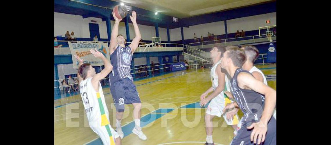 Racing A Club le ganÃ³ ayer a Costa Sud de Tres Arroyos con amplitud 