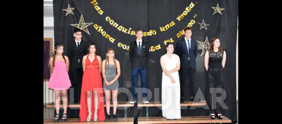 Grupo de egresados 2019 de la Escuela de EducaciÃ³n Agraria de Laprida 