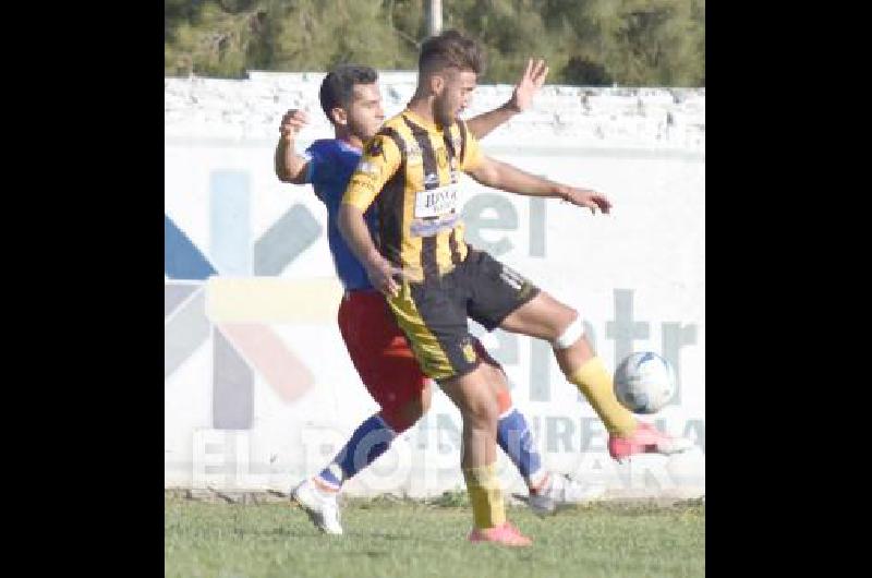 NicolÃs Katz hizo casi toda su carrera en Olimpo de BahÃ­a Blanca y viene de jugar el Provincial pampeano para Costa Brava 