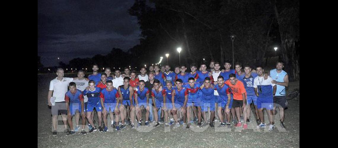 El FortÃ­n puso en marcha otro ciclo Lo hizo con un nutrido grupo de jugadores en el Parque Helios Eseverri 