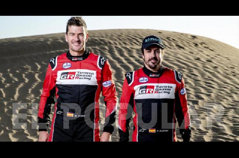 Alonso junto a Coma su navegante El ex F1 es un debutante de renombre en el Dakar 