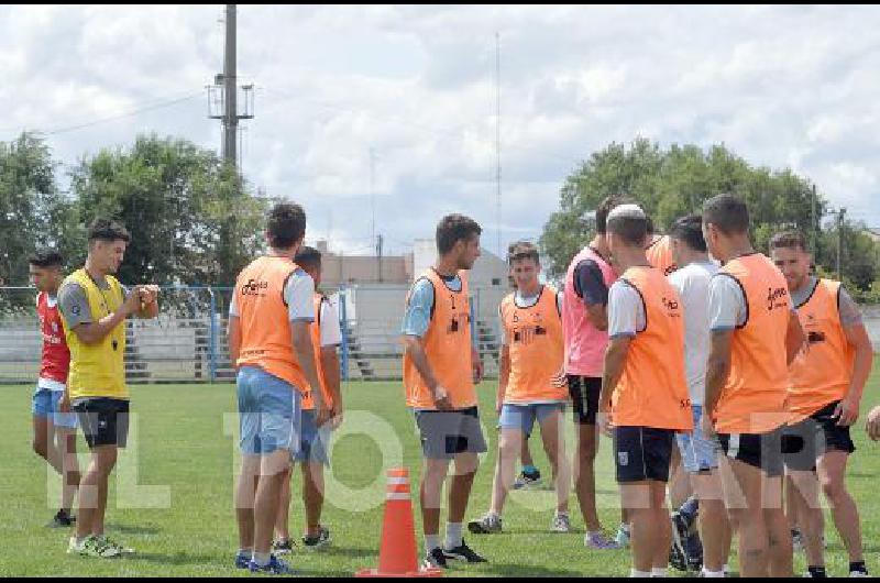 Ferro Carril Sud ya se entrenÃ³ ayer en su estadio AsÃ­ empezÃ³ otro proceso 