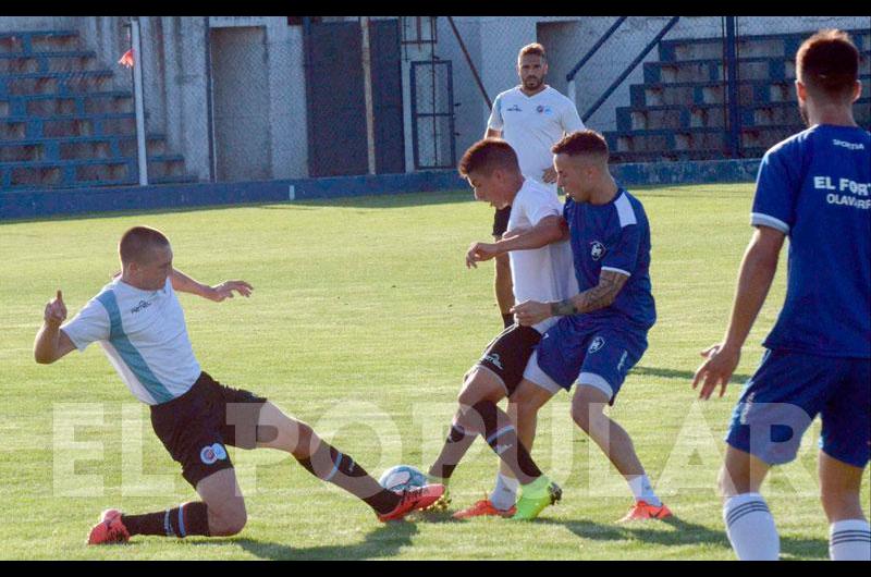 El Fortiacuten de local Racing en Tandil