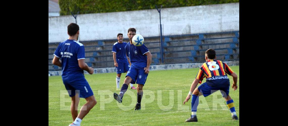 El Fortiacuten y Colegiales tuvieron un amistoso de alta temperatura