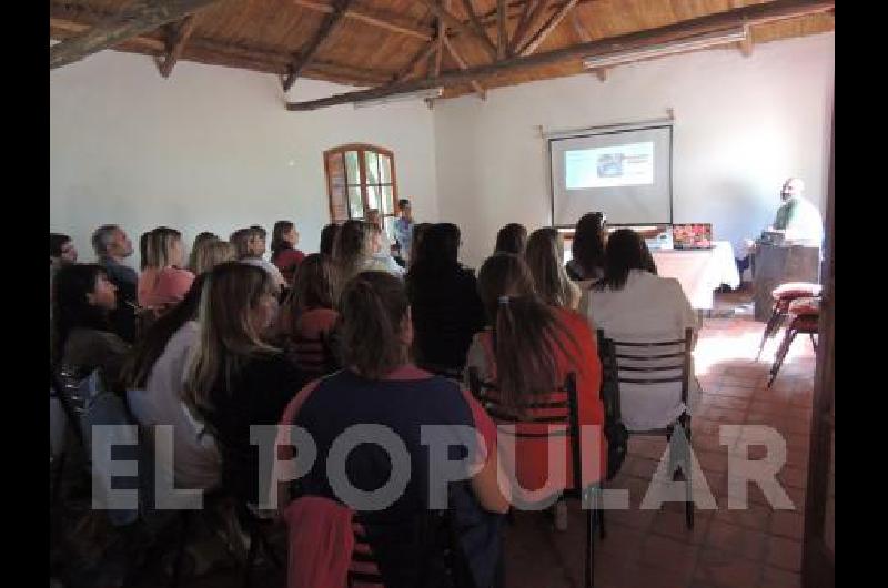 Docentes de La Madrid trabajarÃ�n en un material didÃ�ctico para el distrito 