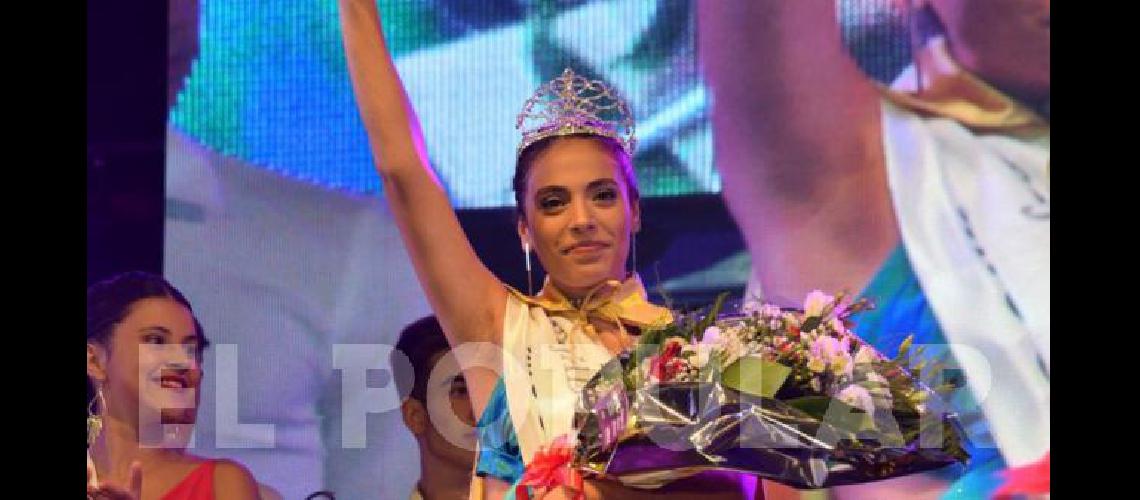 La representante de LilÃ�n fue coronada en el cierre de los Carnavales Regionales de Laprida 