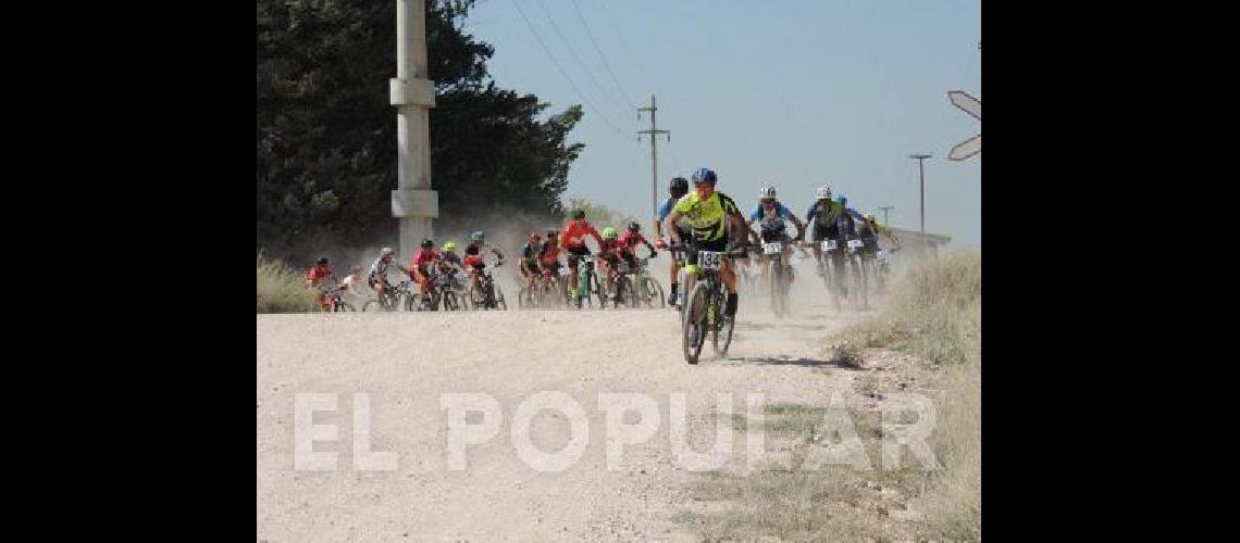 MÃ�s de un centenar de corredores de La Madrid y la zona participaron del mountain bike en La Madrid 