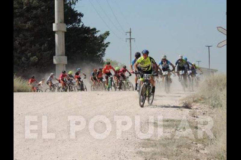 MÃ�s de un centenar de corredores de La Madrid y la zona participaron del mountain bike en La Madrid 