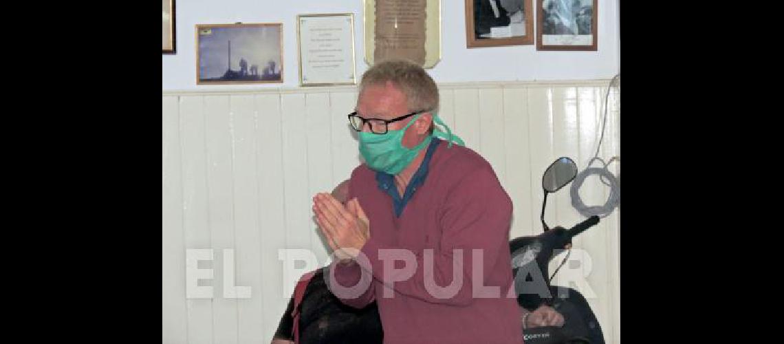 El Dr Javier Rojo explicÃ³ la importancia de mantener la cuarentena El ComitÃ© de Emergencia lamatritense anliza la posibilidad de flexibilizarla 