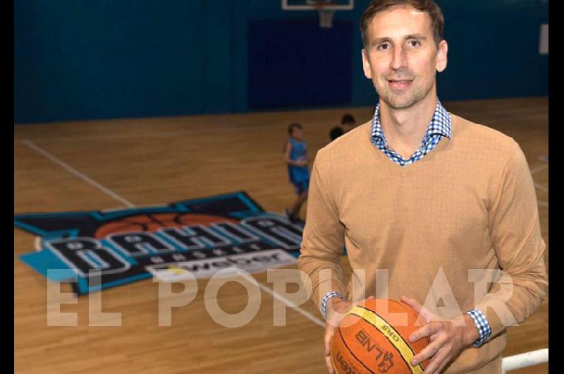 Pepe Saacutenchez no descarta <br>volver al baacutesquetbol