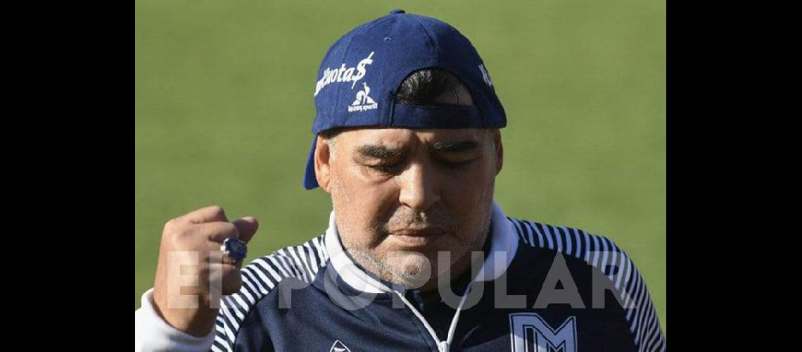 Maradona sigue en Gimnasia