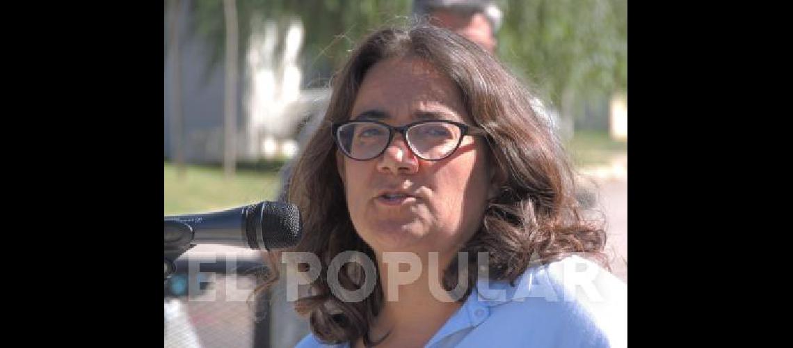 Martina Barraza dejÃ³ formalmente ayer su cargo al frente de la SecretarÃ­a de Desarrollo Humano y Social municipal de La Madrid 