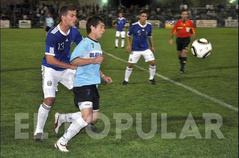 Piecenti recordÃ³ el amistoso ante la Argentina Sub 20 