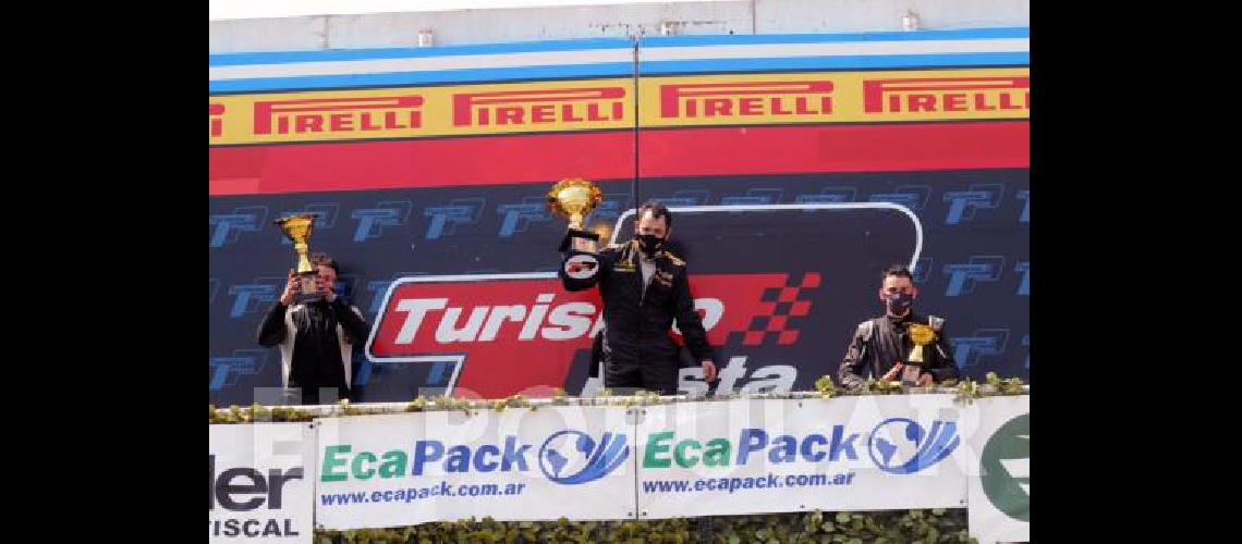 Daniel CrevatÃ­n fue el ganador de la Clase 1 corrida ayer en Buenos Aires 