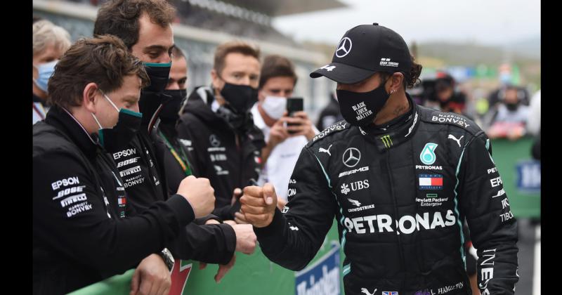 Hamilton es el piloto maacutes ganador de la Foacutermula 1