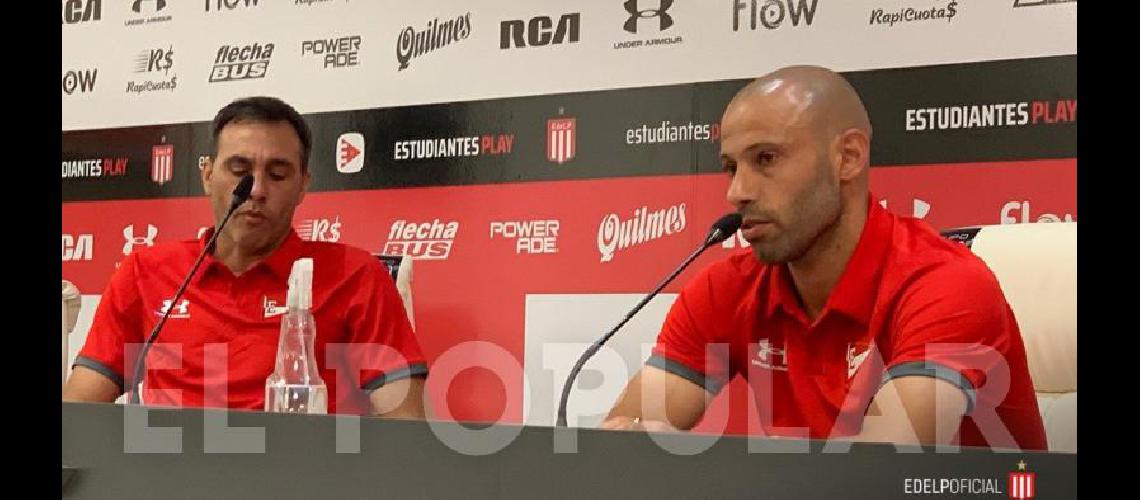 Mascherano anuncioacute su retiro