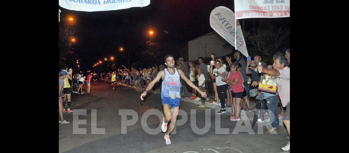 Landaburuacute segundo en <br> la Riacuteo Running Team