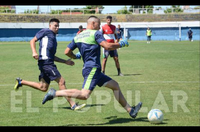 Racing y Embajadores se midieron ayer nuevamente en el Buglione Martinese 