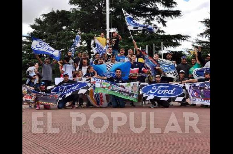 El festejo de domingo del Ford en Laprida 