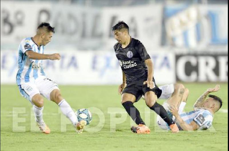 San Lorenzo ganÃ³ en TucumÃn pero sigue lejos de la cima 