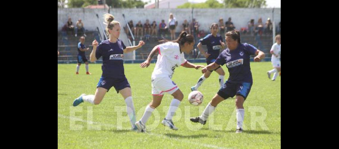 El fÃºtbol femenino tiene su espacio en la ciudad Se verÃ cÃ³mo se encara el aÃ±o debido a la actualidad sanitaria 