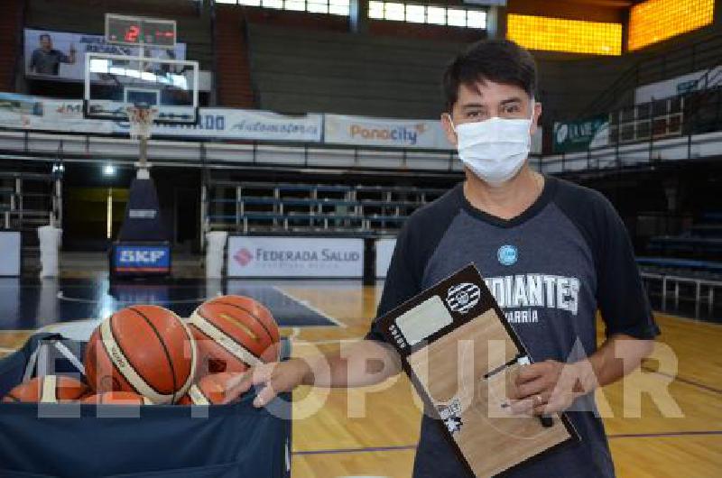 Marcelo MacÃ­as ya estÃ al frente del plantel bataraz Se viene otra temporada de la Liga Argentina 