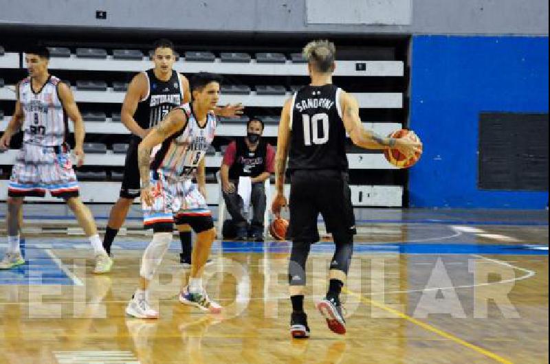 Estudiantes perdiÃ³ ampliamente ayer frente a Deportivo Viedma en la ciudad de Mar del Plata- 95 a 61 