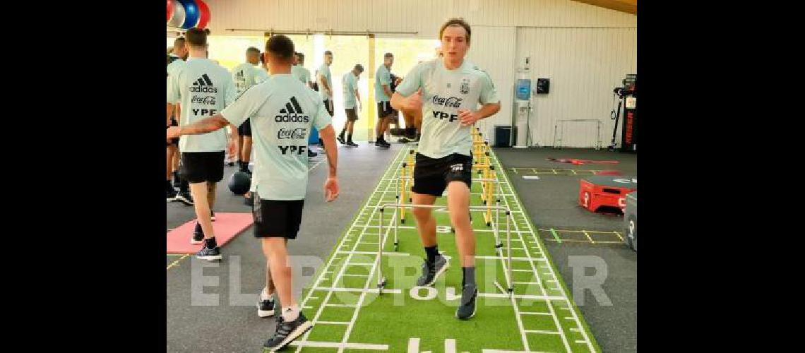 Pedro De la Vega durante el trabajo en el gimnasio 