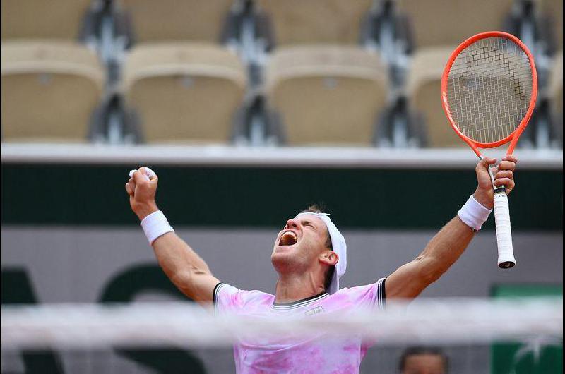 Schwartzman superoacute a un duro rival y se metioacute en cuartos de final