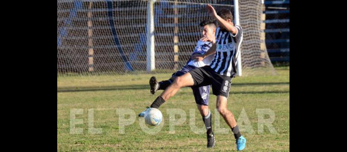 Sierra Chica y Estudiantes le dieron continuidad ayer a la quinta fecha 