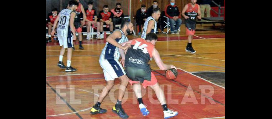 Racing A Club perdiÃ³ anoche frente a Independiente en Tandil por el TPC 