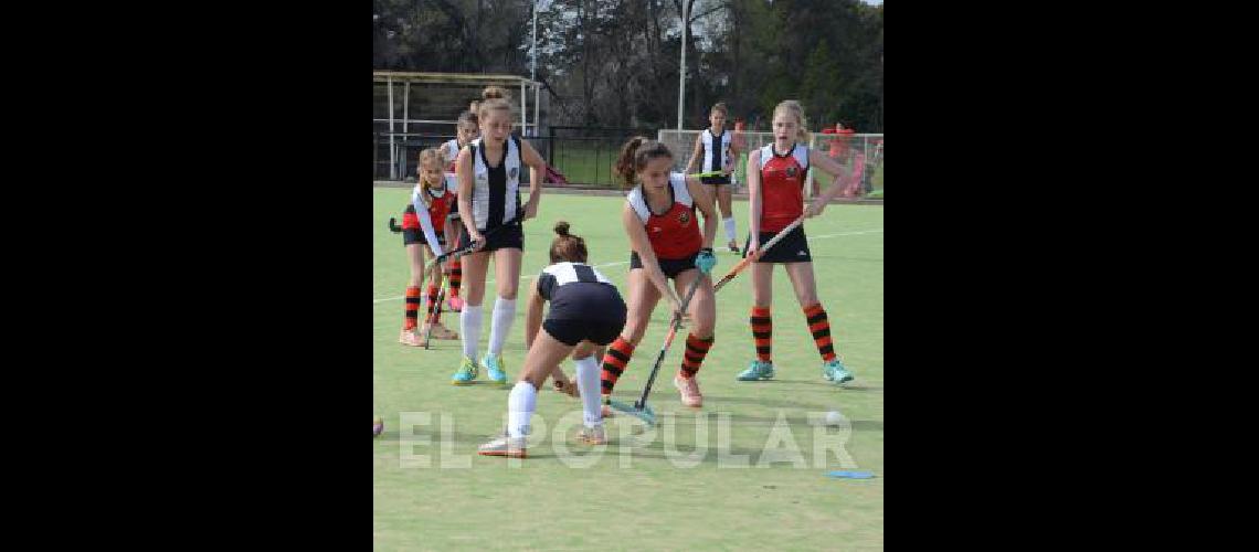 El Bata jugÃ³ sus partidos en la cancha sintÃ©tica 