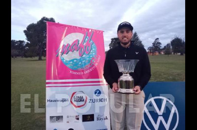 Gallegos con la Copa Marcelo Miguel 