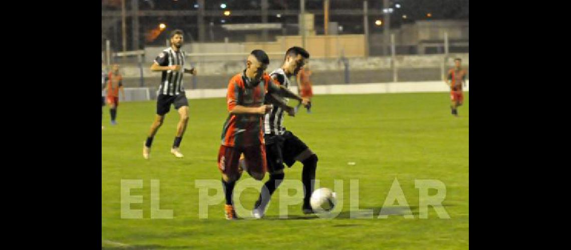 Estudiantes jugÃ³ en el estadio Municipal de Tandil Y regresÃ³ con la clasificaciÃ³n a la segunda instancia 