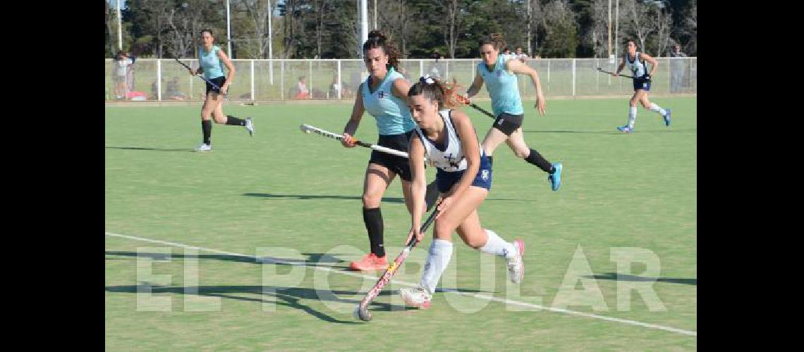 Estudiantes recibiÃ³ a Club Remo de Azul 