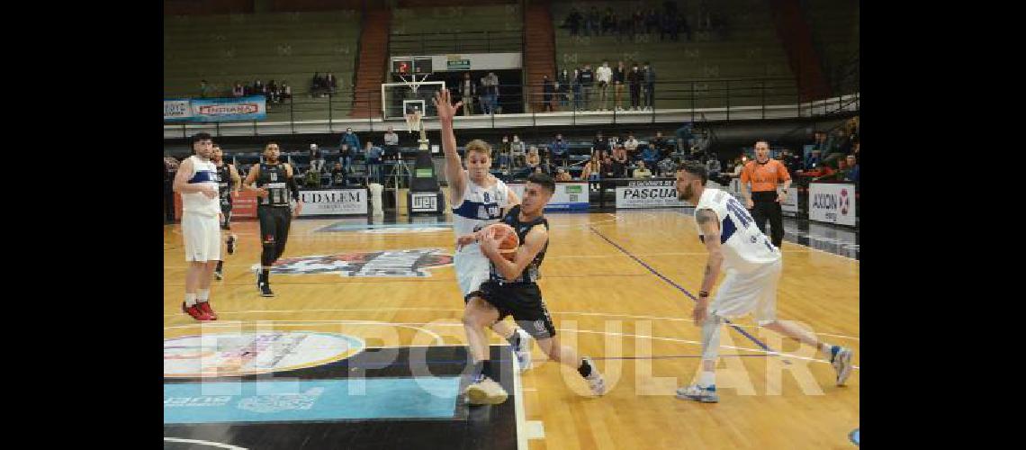 Estudiantes iniciÃ³ anoche con derrota un nuevo camino en la Liga Argentina de BÃsquetbol (LAB) 