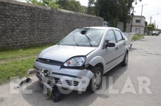 Investigan el robo de un auto que terminoacute volcado cerca de Sierra Chica