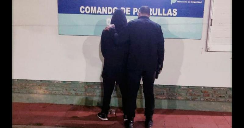 Tras un operativo cerrojo aprehendieron a dos personas que habiacutean robado en una vivienda