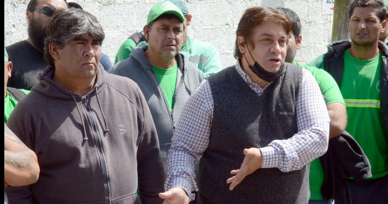 El abogado Juan S�nchez representó al trabajador despedido pero también cargó contra el Municipio por su inacción en el conflicto