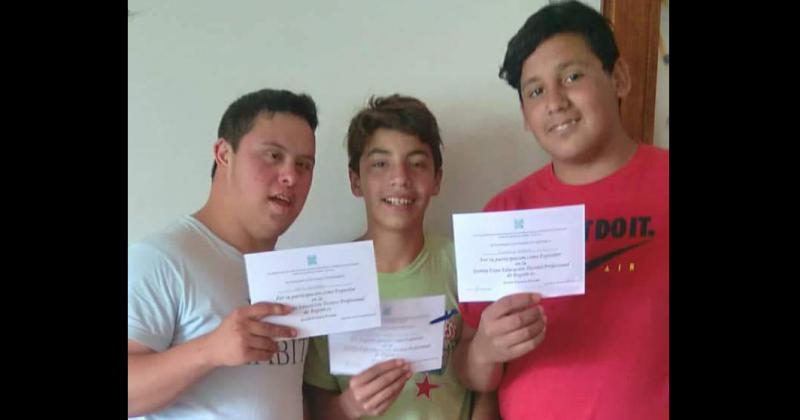 Alumnos de la Escuela especial recibieron certificados de participación