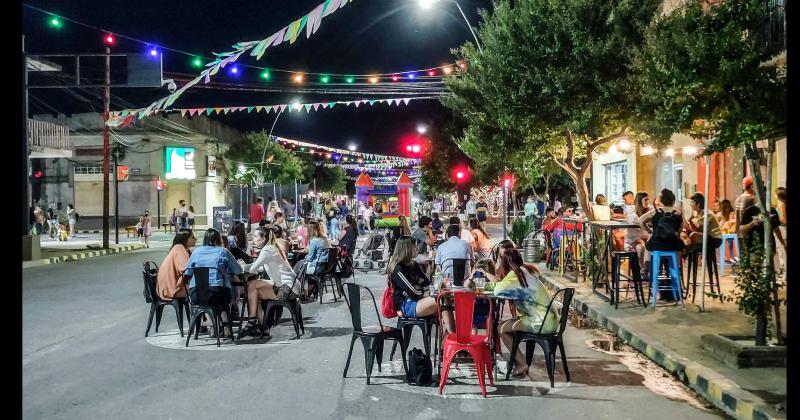 La Peatonal de la Laprida recibir a Melchor Gaspar y Baltasar