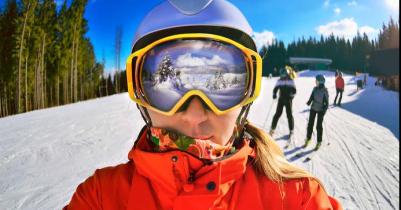 En la pr�ctica de ski es fundamental la protección de los ojos