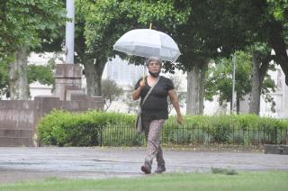 Alerta amarillo por tormentas fuertes para esta noche y madrugada del domingo