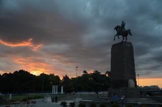 Rige alerta por lluvia para la noche y cayeron 80 miliacutemetros 