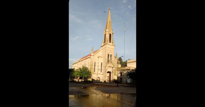 En la parroquia Nuestra Señora del Carmen se celebraron ocho casamientos en menos de un año